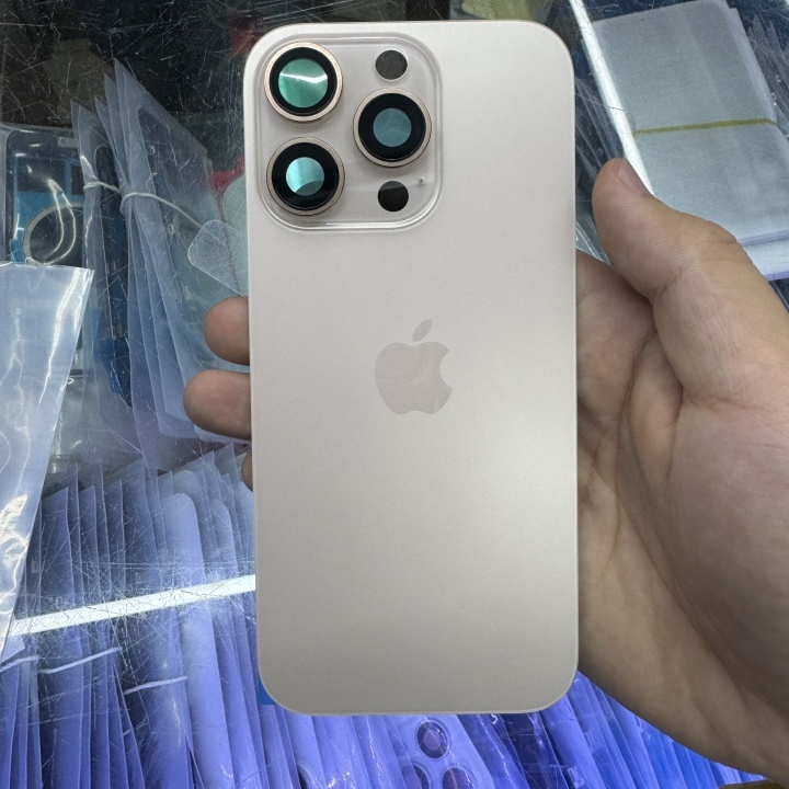 iPhone16 Back Glass Replacement With Metal Plate With Camera Lens With MagSafe Circle