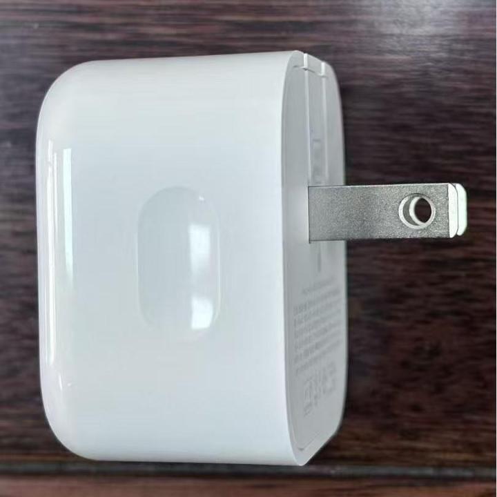 Apple 40W Dynamic Power Adapter with 60W Max