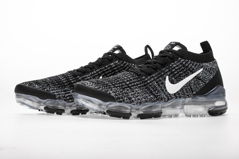 vapor max flyknit oreo