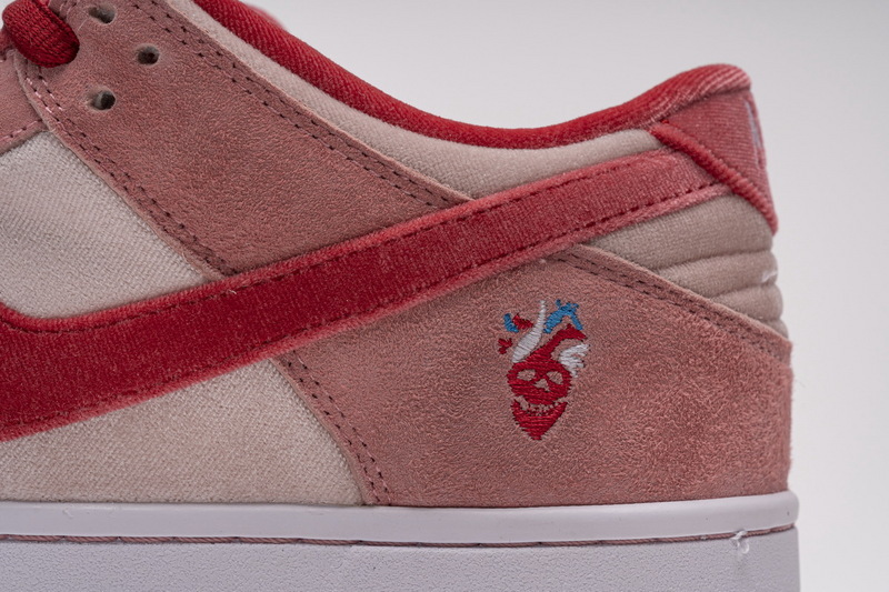 Perfectkicks | PKGoden Dunk SB Low StrangeLove Skateboards (Regular Box),  CT2552800 