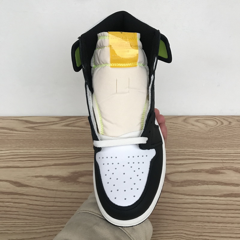 POP Air Jordan 1 Retro High OG "Volt Gold", 555088-118 