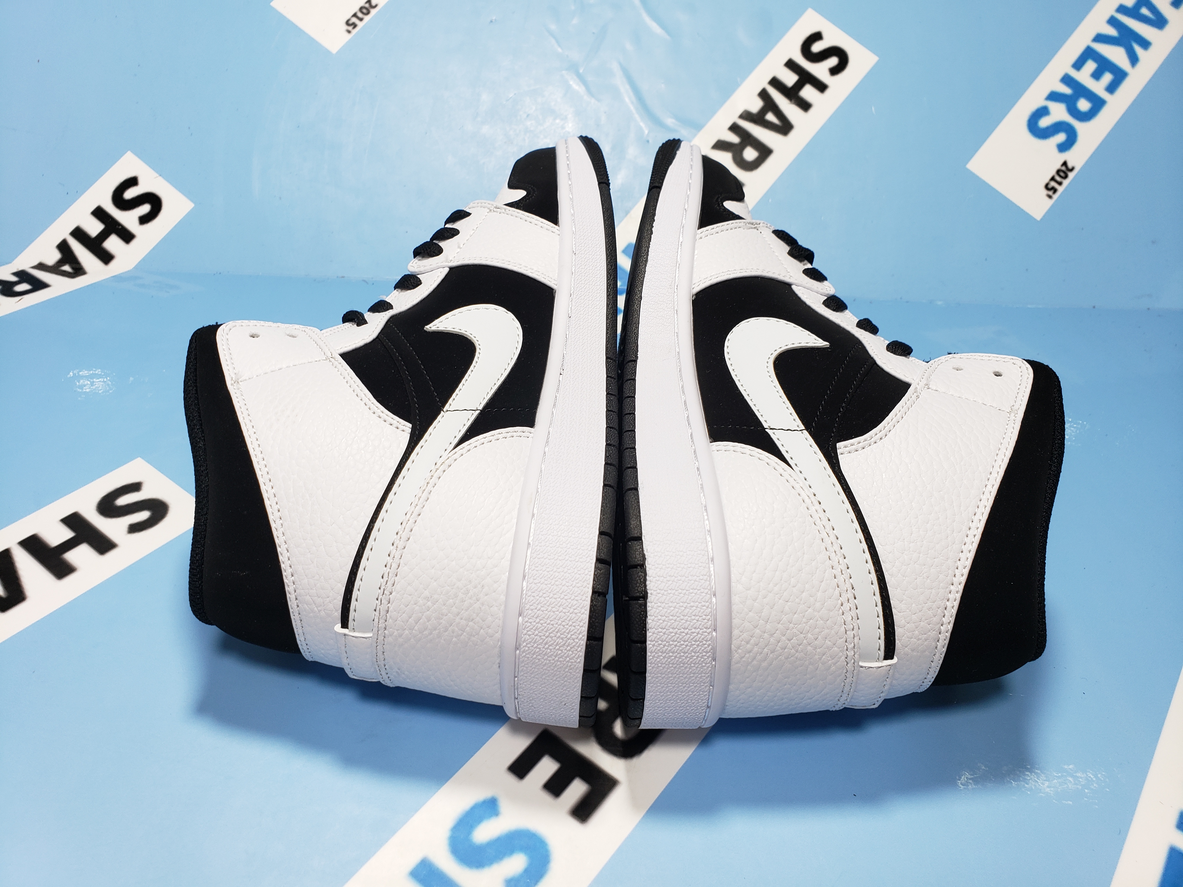 POP Jordan 1 Mid White Black,  554724-113 