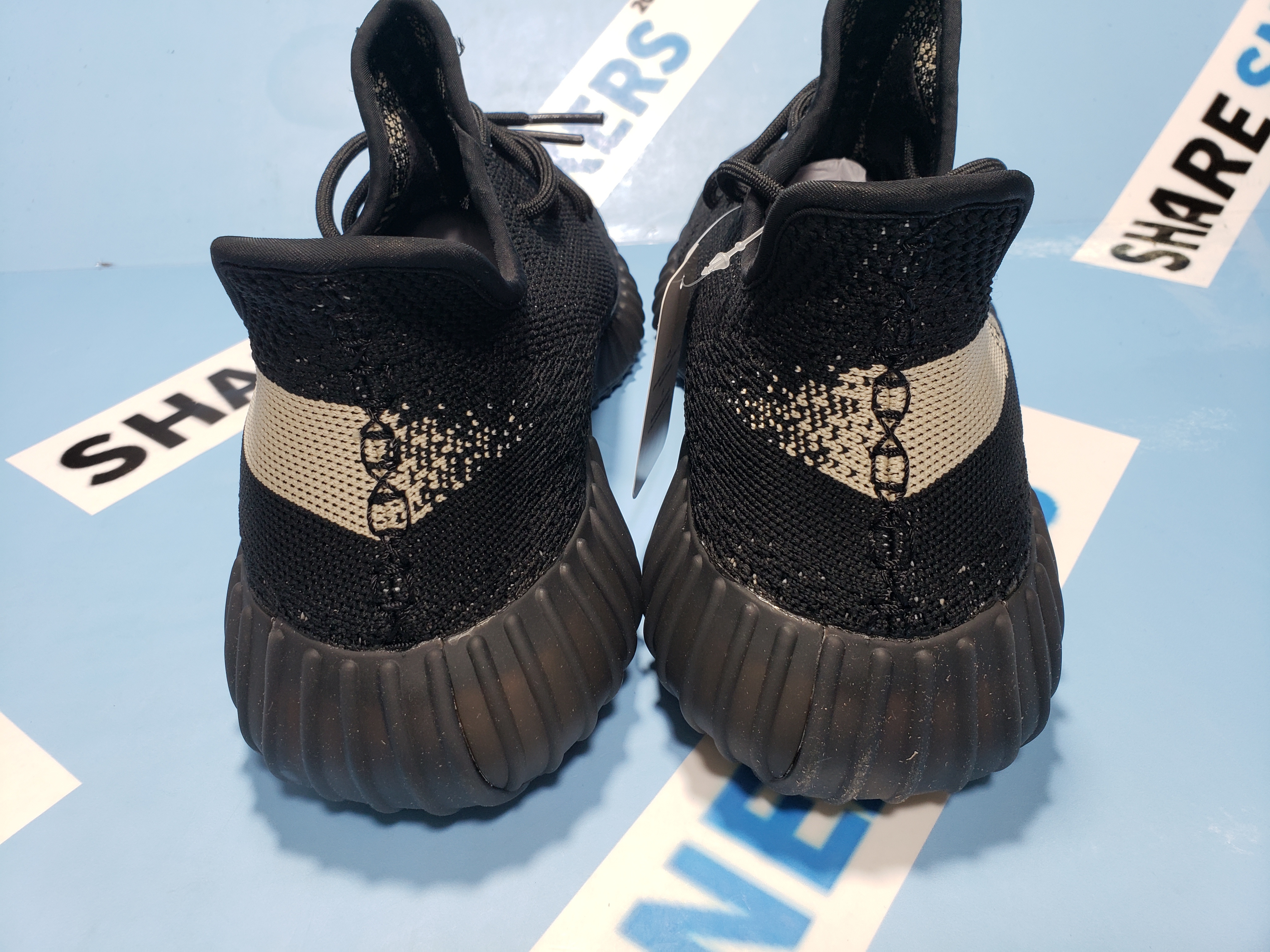 BoostMasterLin Yeezy Boost 350 V2 Core Black White , BY1604 