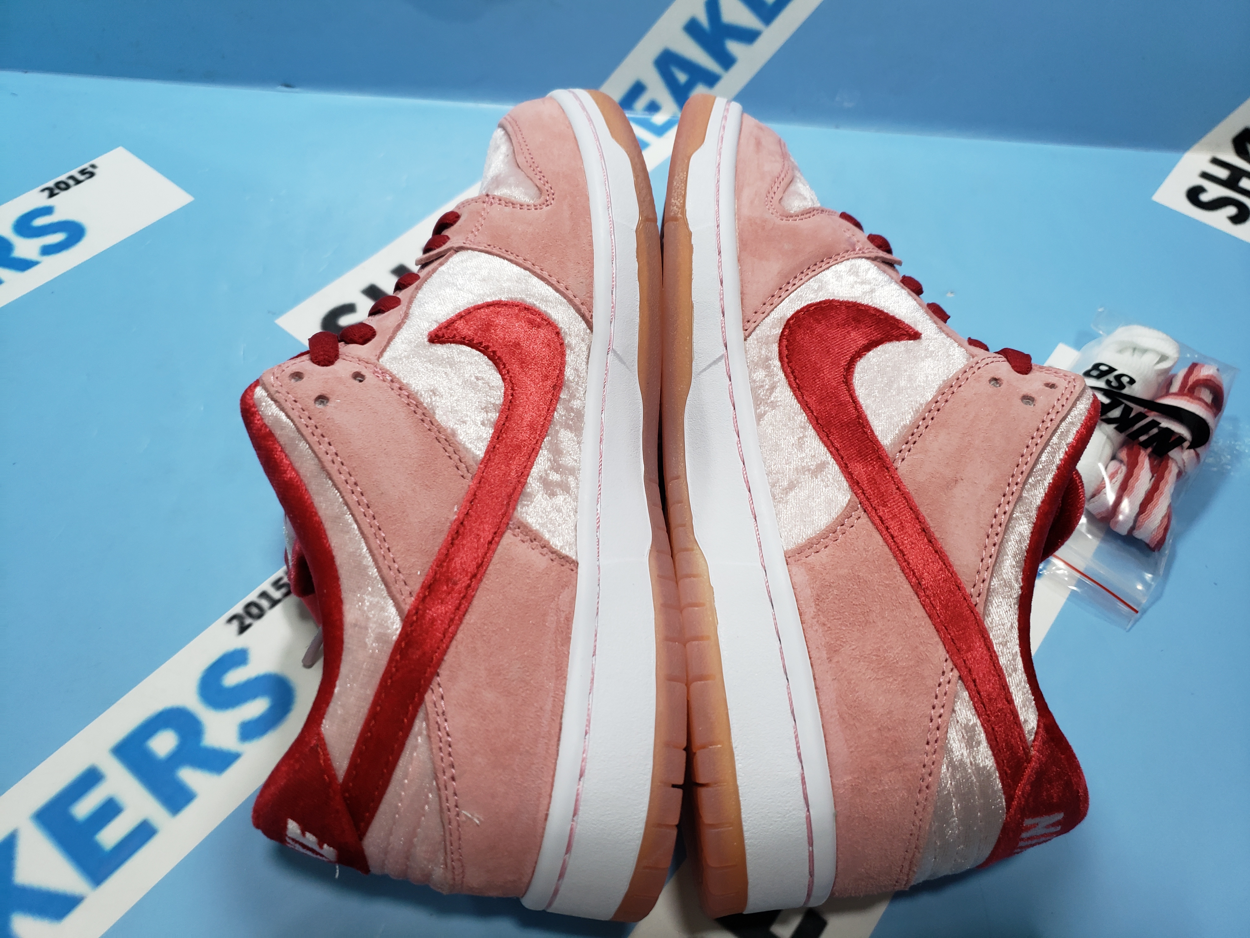 Perfectkicks | PKGoden Dunk SB Low StrangeLove Skateboards (Regular Box),  CT2552800 