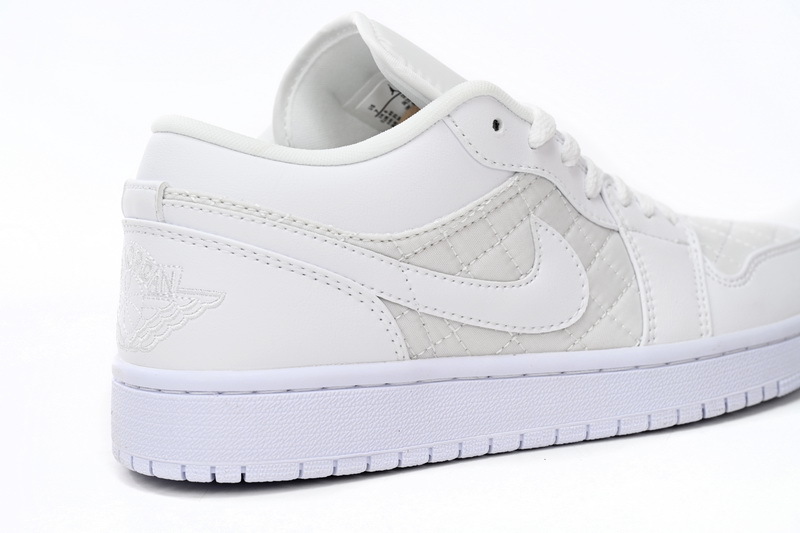 Boostmasterlin Jordan 1 Low Quilted “Triple White”, DB6480-100 