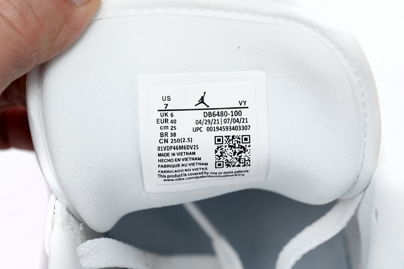 Boostmasterlin Jordan 1 Low Quilted “Triple White”, DB6480-100 