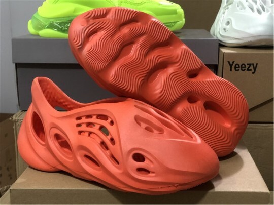 yeezy foam runner vermilion