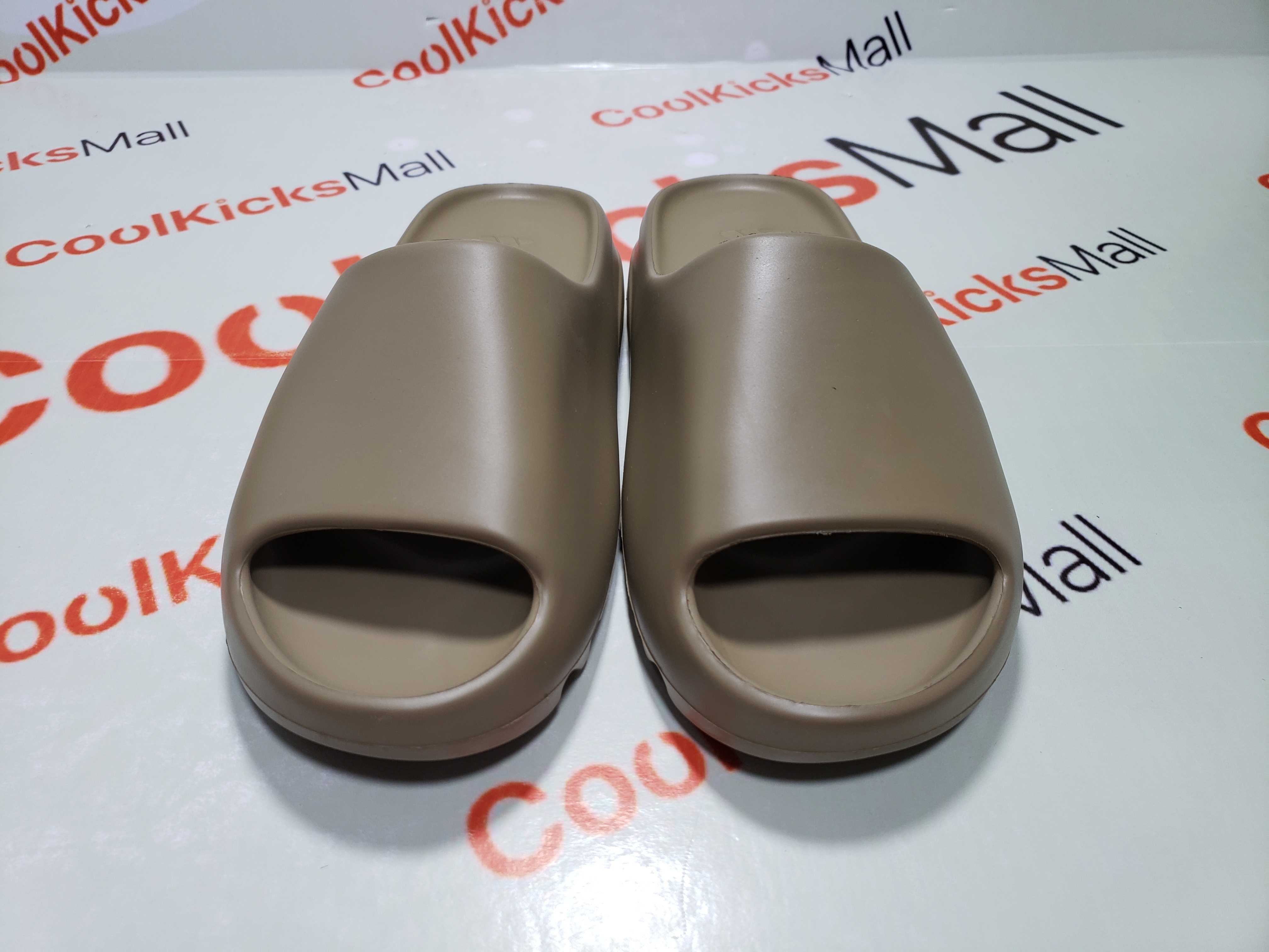 $13.77 adidas Yeezy Slide : r/BoostMasterLin