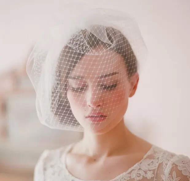 Two Layer Illusion Bridal Veil For Bridal Tulle Fish Mesh French Birdcage Veils Blusher Veils Sale Wedding Veils With Silver or Golden Comb