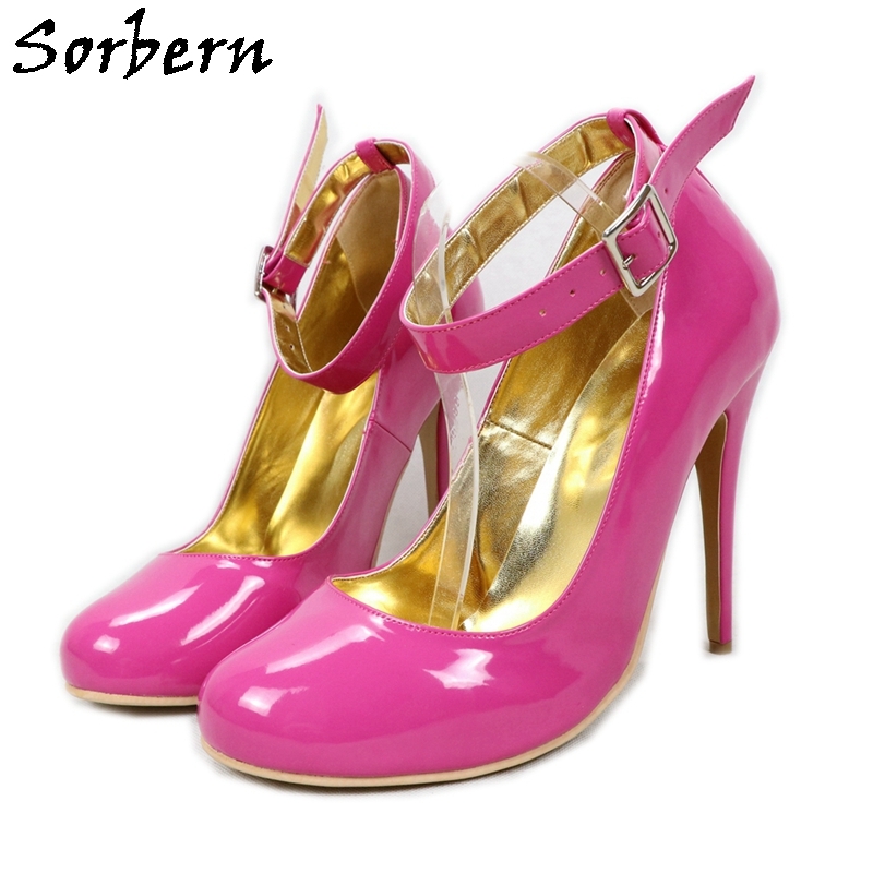 Pink round top toe pumps