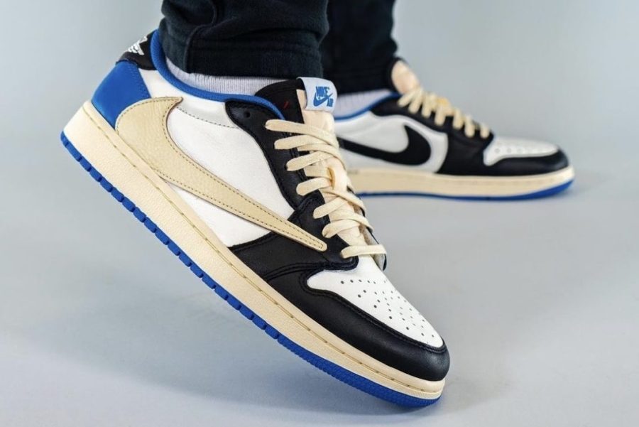 ON-FOOT | Travis Scott x Fragment x Air Jordan 1 Low | cnFashion