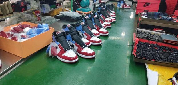 Song Sneaker Cooperation factories