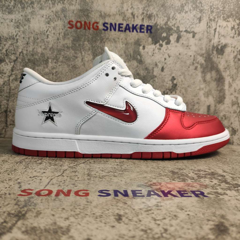 nike sb dunk supreme jewel swoosh