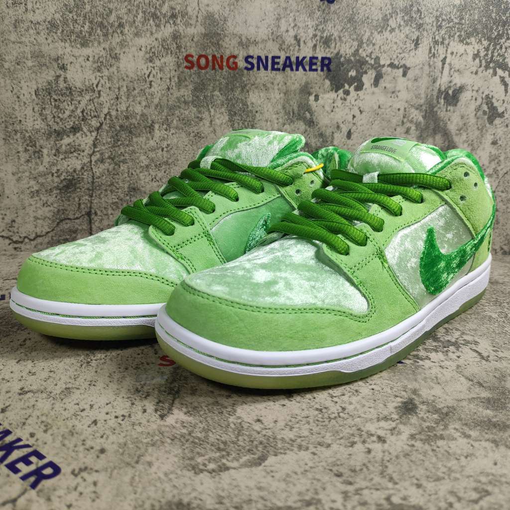 Nike SB Dunk Low StrangeLove Green - SongSneaker