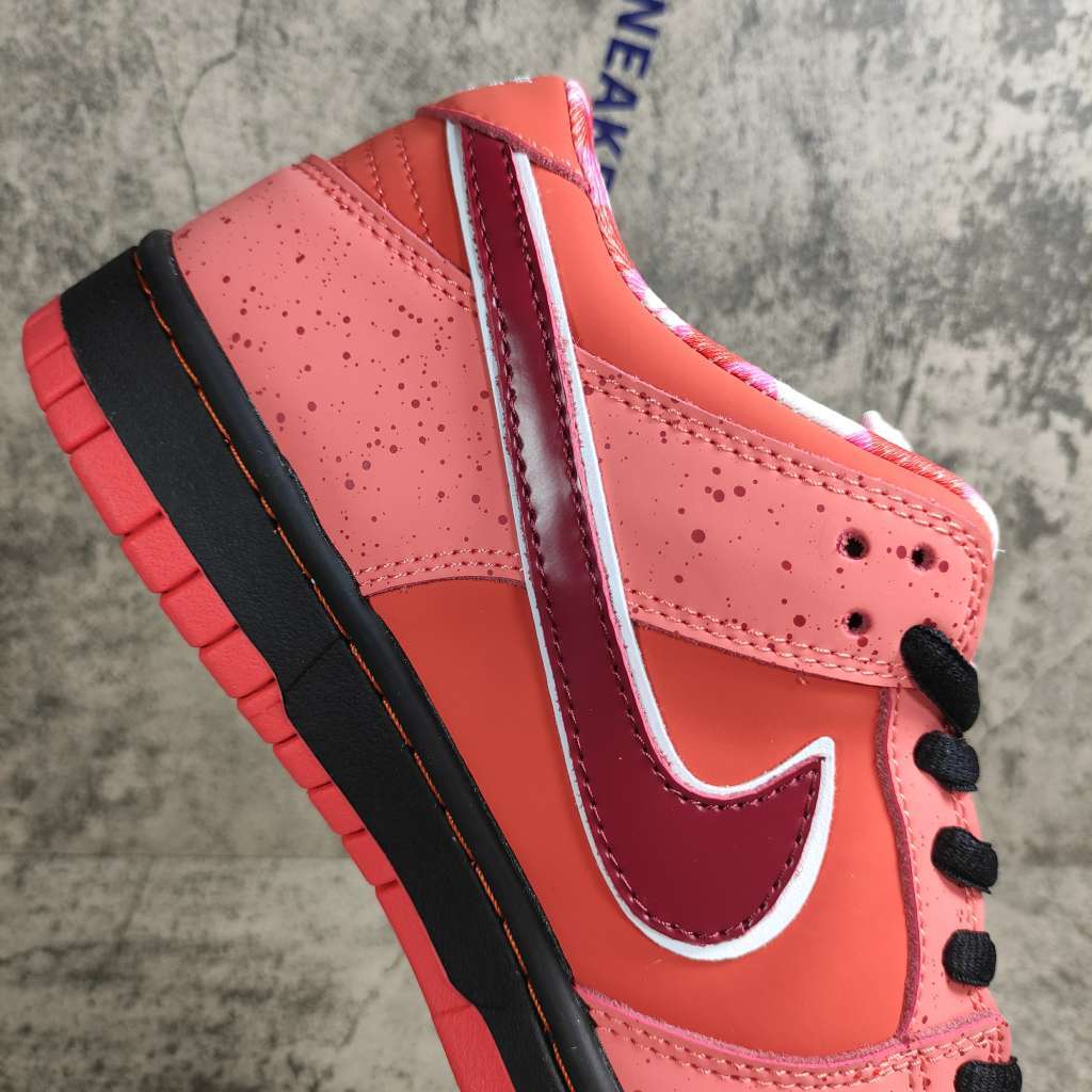 Nike Dunk SB Low Red Lobster 