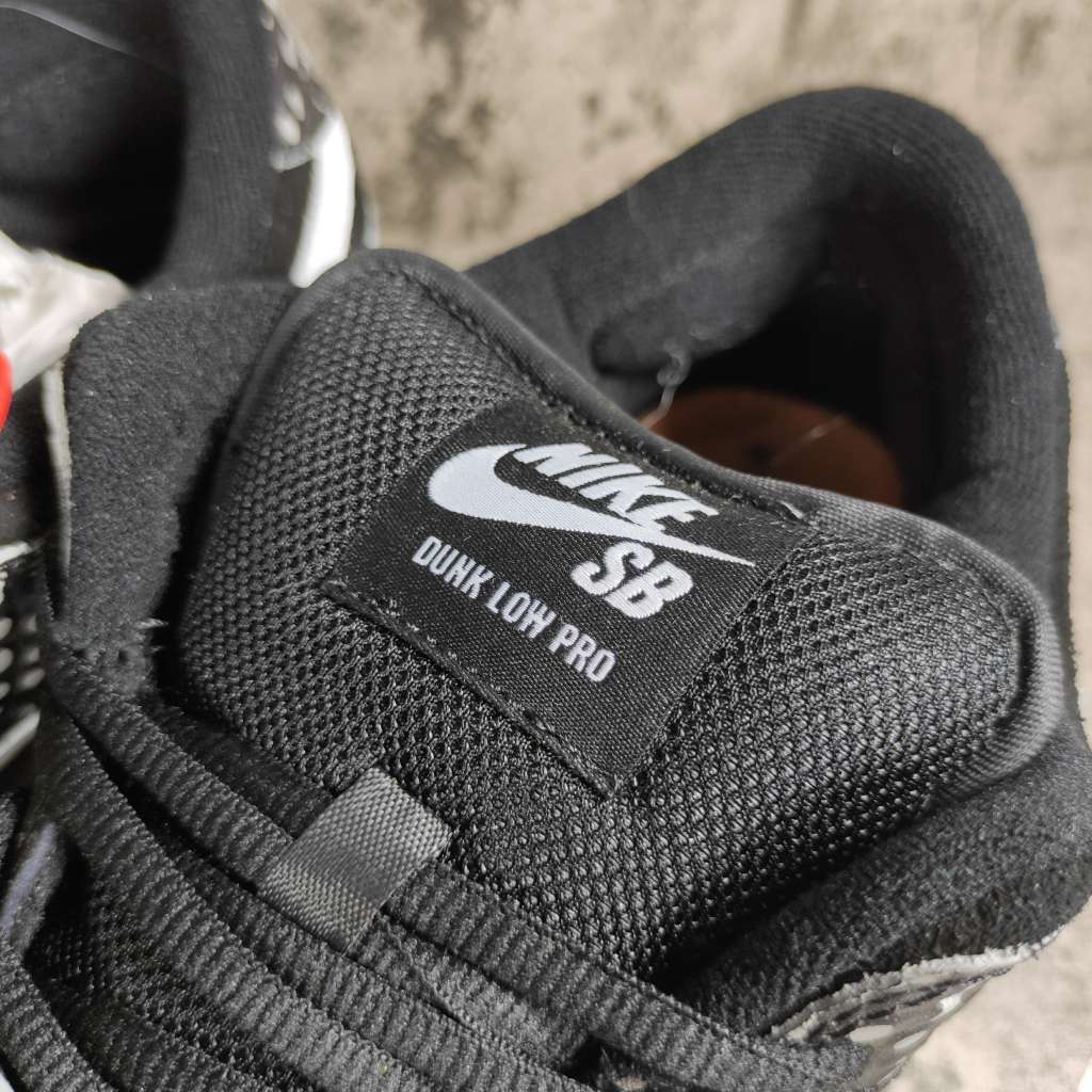 Nike SB Dunk Low Pro ISO Black White
