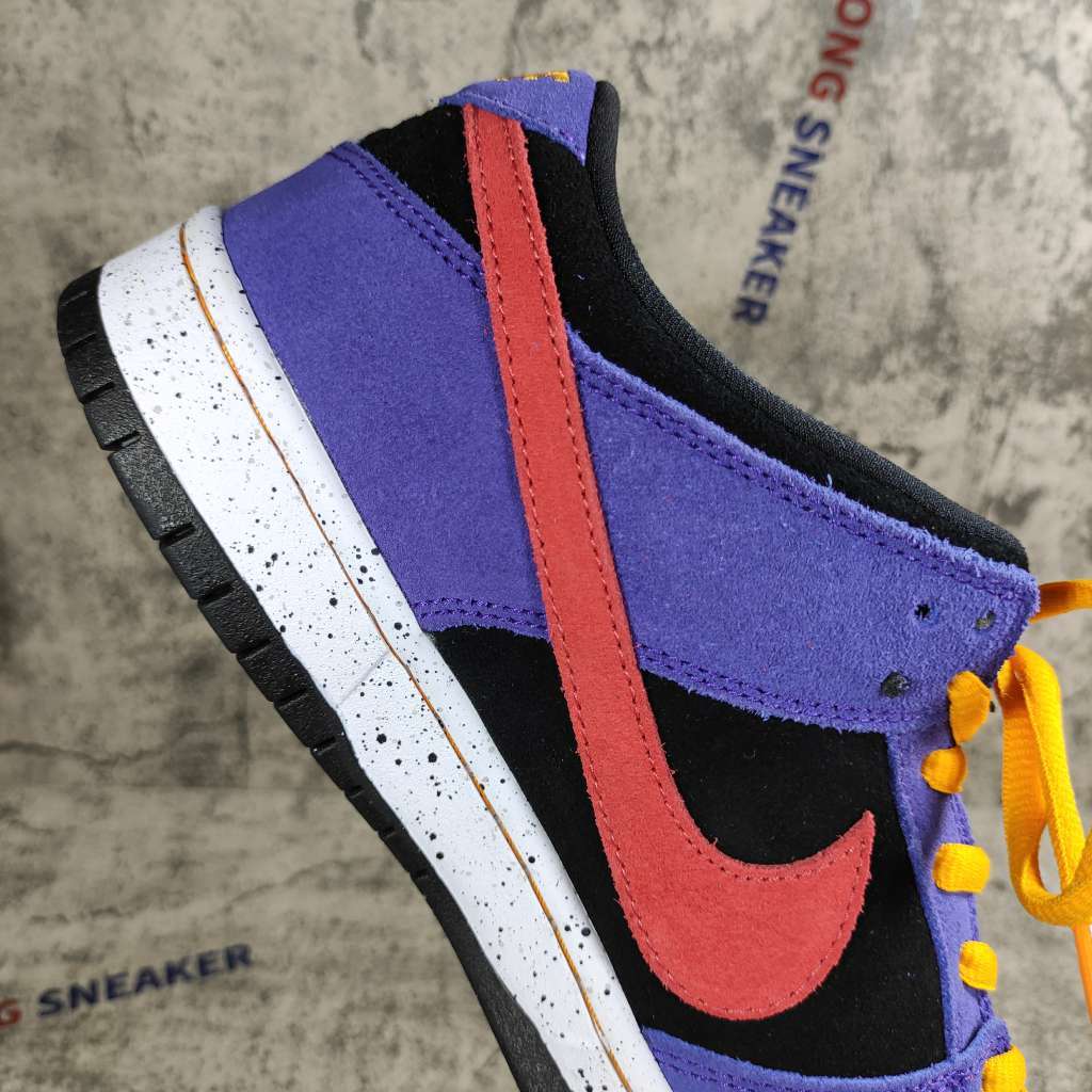 Nike SB Dunk Low ACG Terra