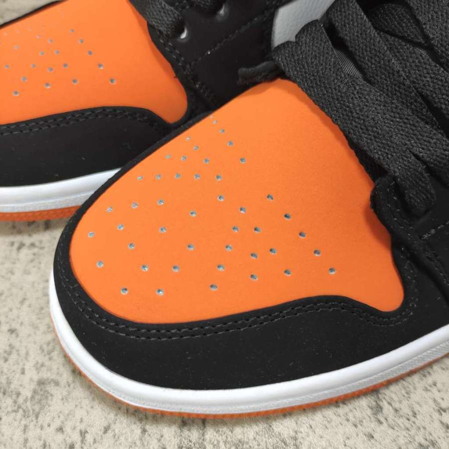 shattered backboard 1s size 5.5