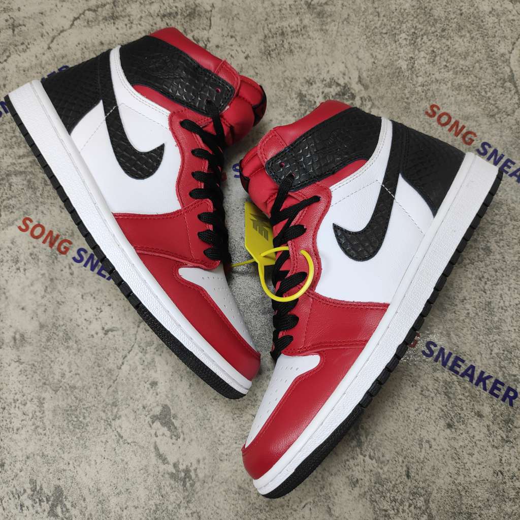 jordan 1 satin snake chicago on feet