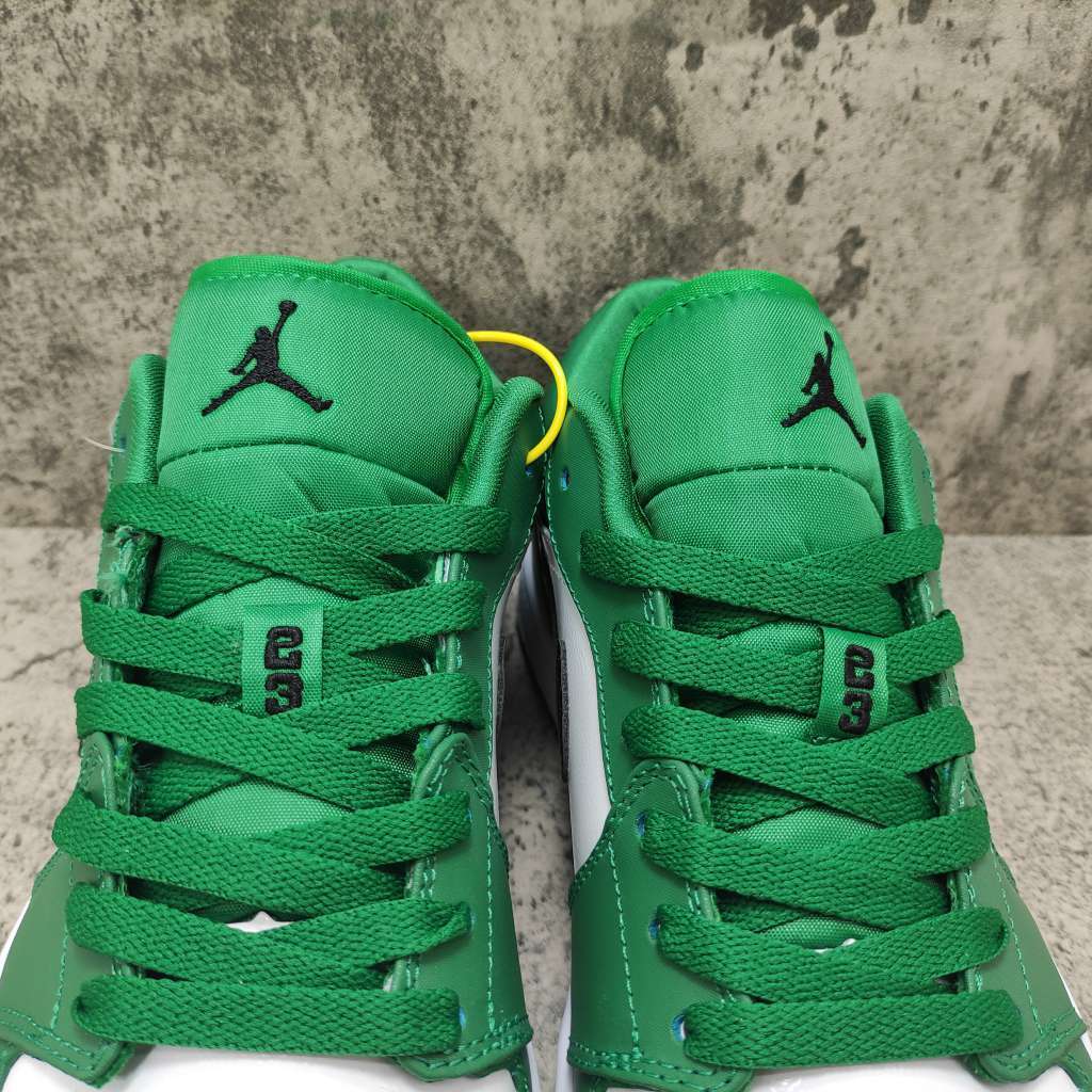 Air Jordan 1 Low Pine Green - SongSneaker
