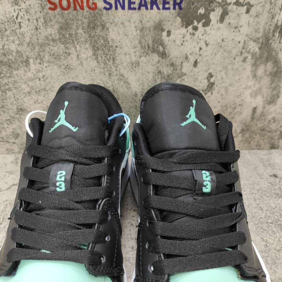 jordan 1 emerald toe