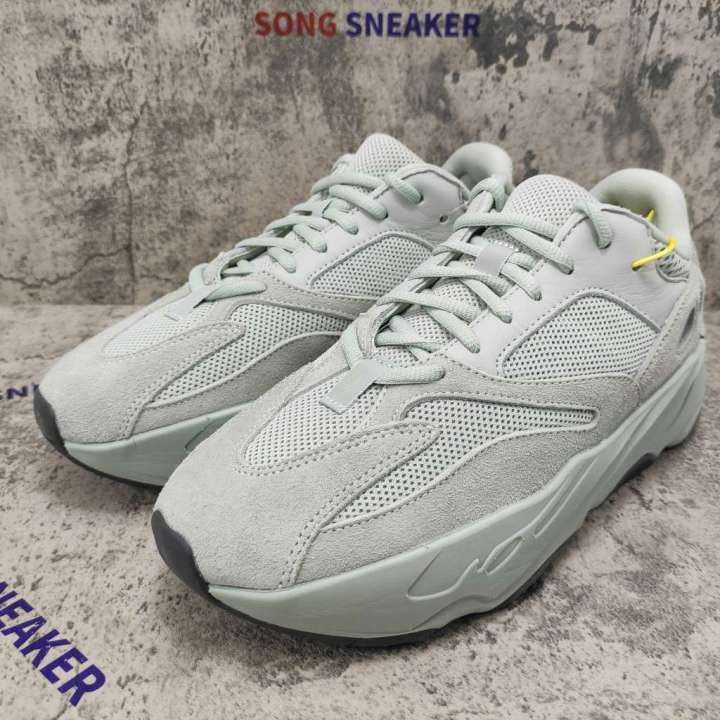 yeezy 700 in salt