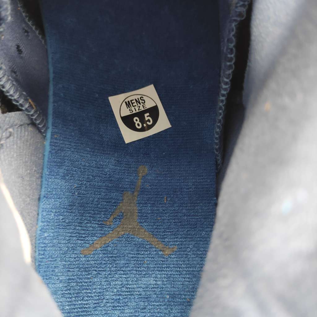  Air Jordan 6 Retro Diffused Blue