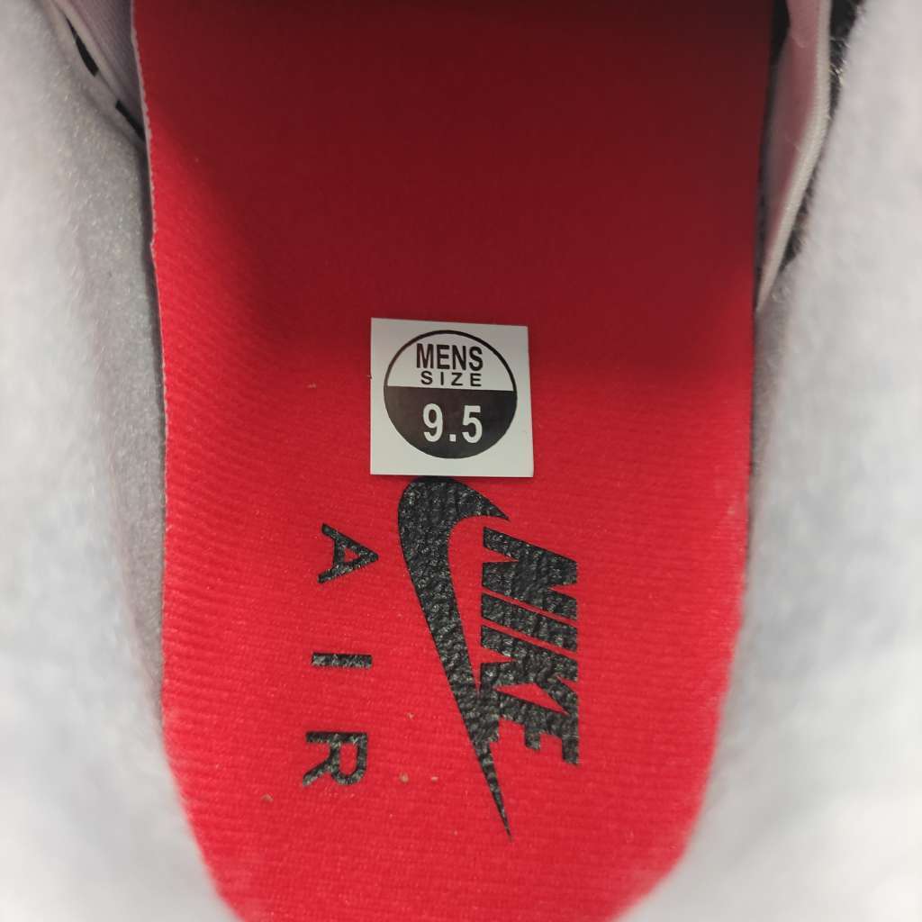 Air Jordan 4 Retro Bred (2019)
