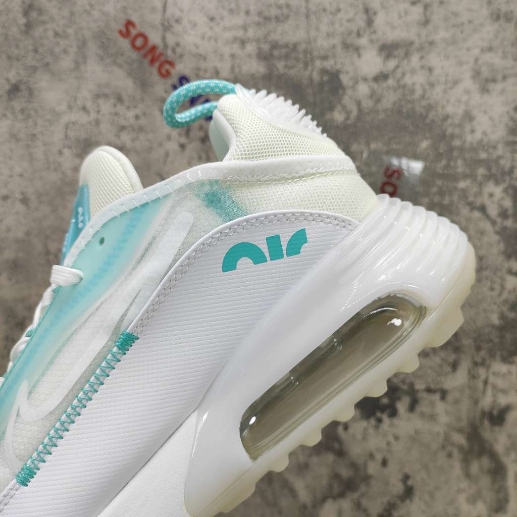 air max 2090 aurora green