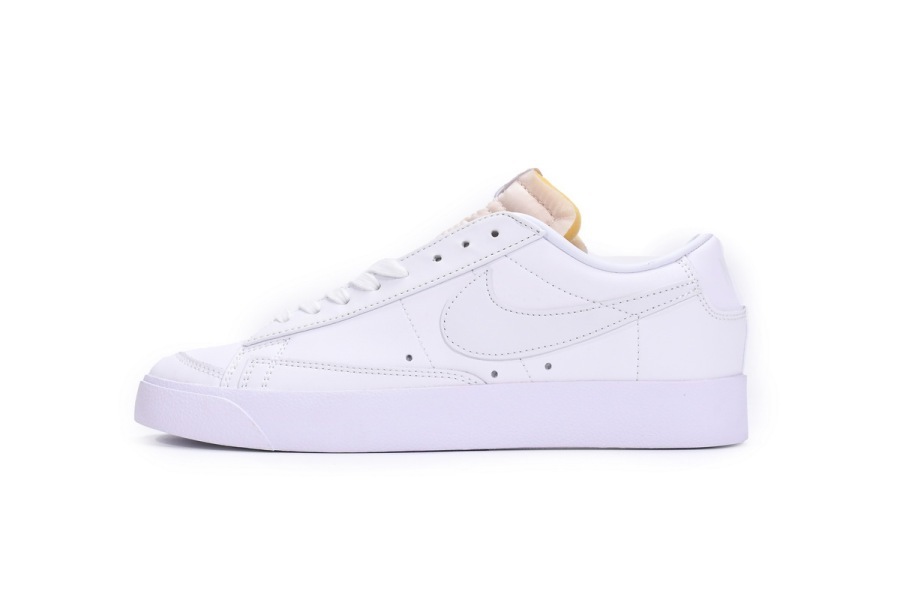 blazer mid 77 white