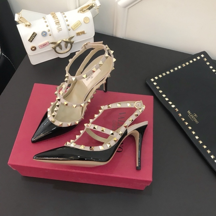 valentino shoes serial number