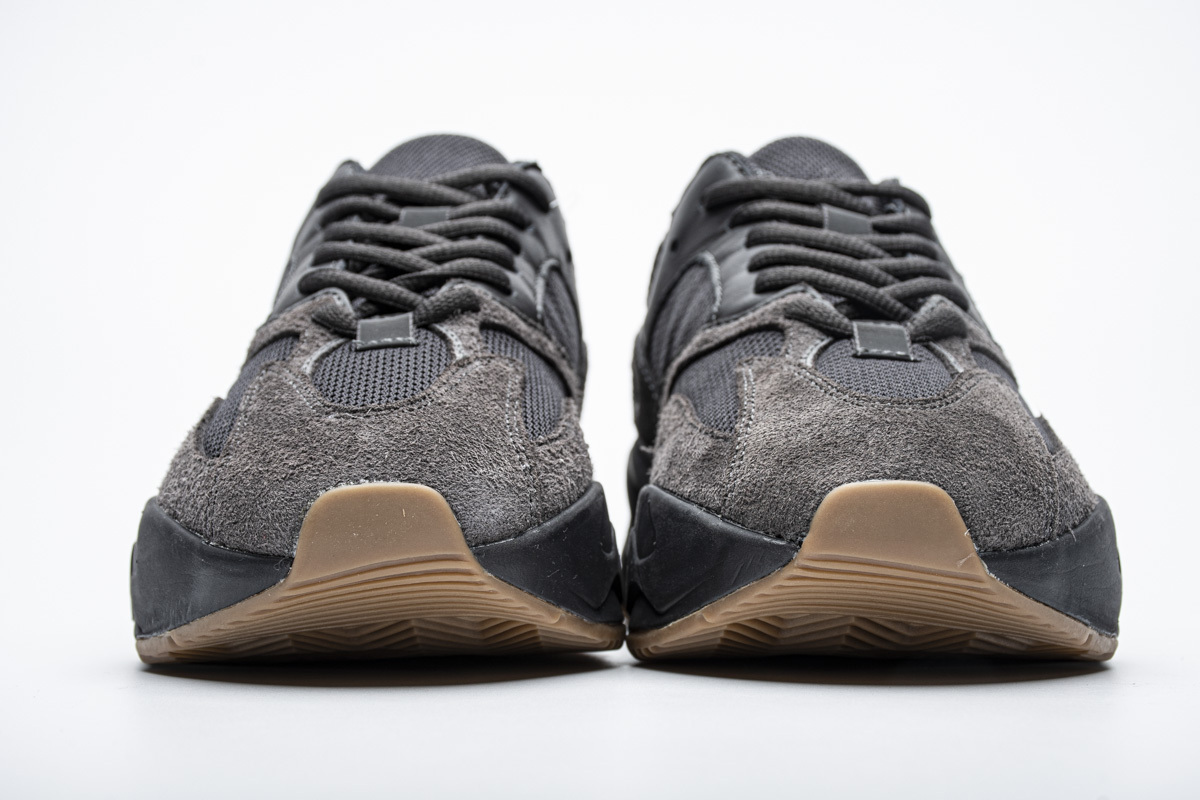 yeezy boost 700 fv5304