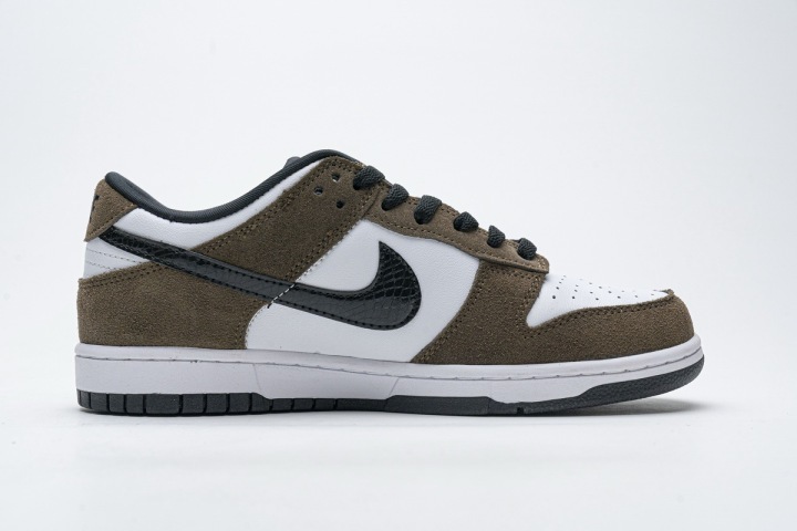 dunks brown and white