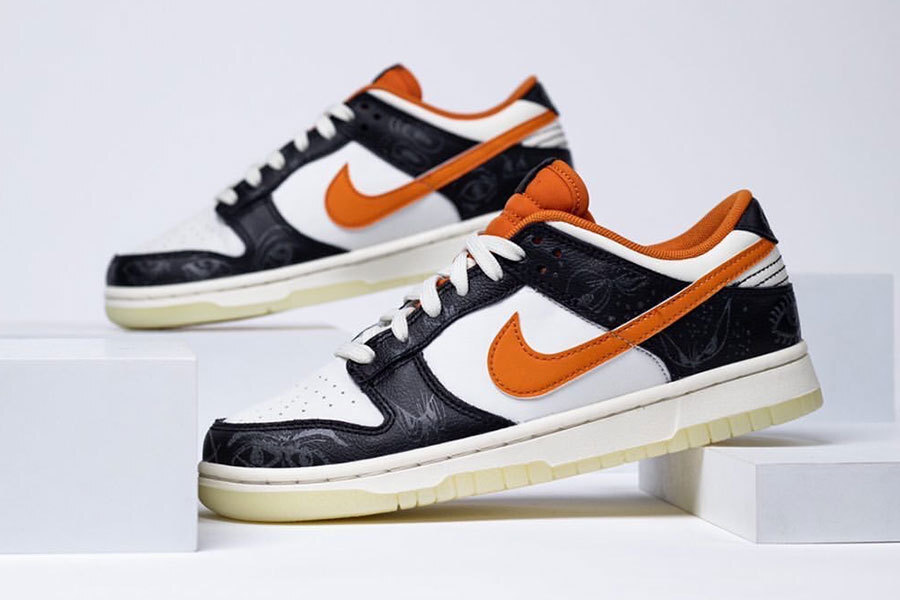 On-Feet Photos of the pk sneakers Dunk Low Halloween