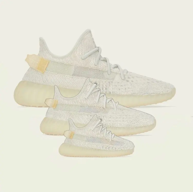 The first pair of coconut officials announced that they will change color, YEEZY BOOST 350 V2 Light will be available in full size