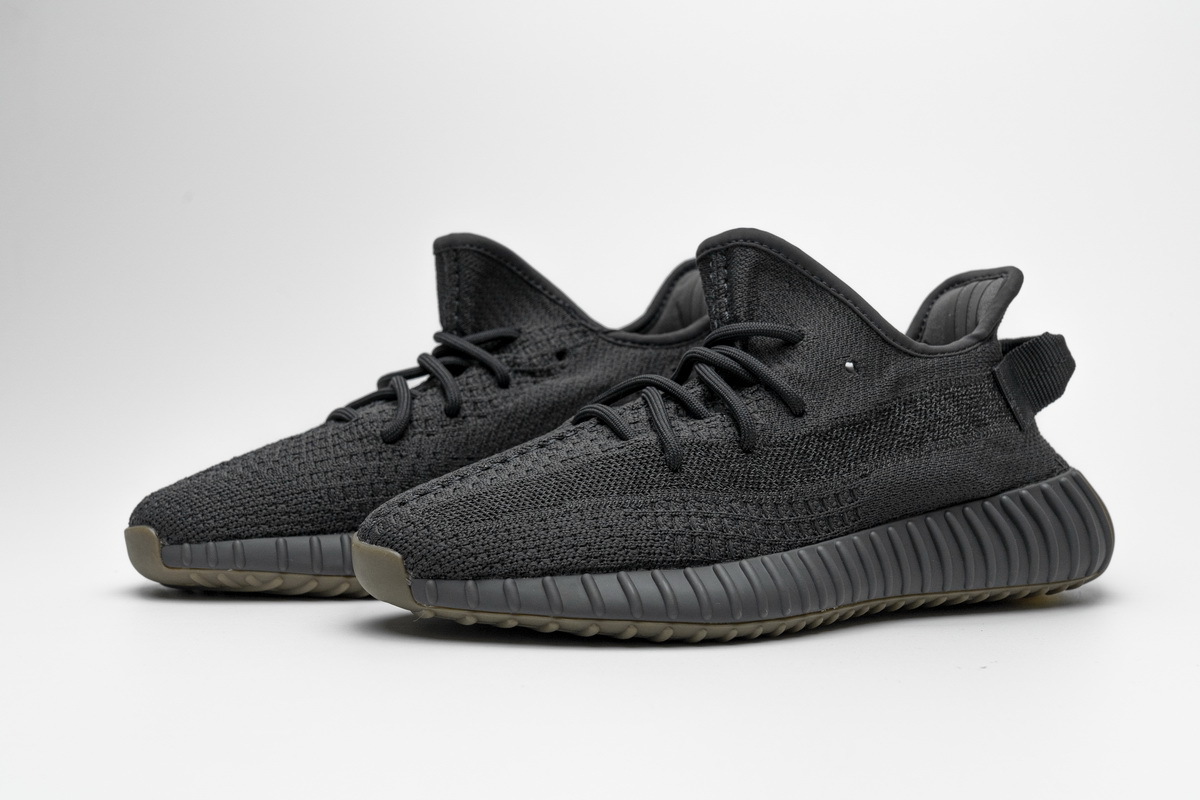 Adidas Could Burn up to $500 Million of Unsold Yeezys – Robb Report