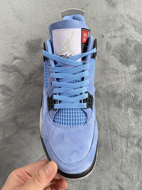 Air Jordan 4 Retro 'University Blue' CT8527-400