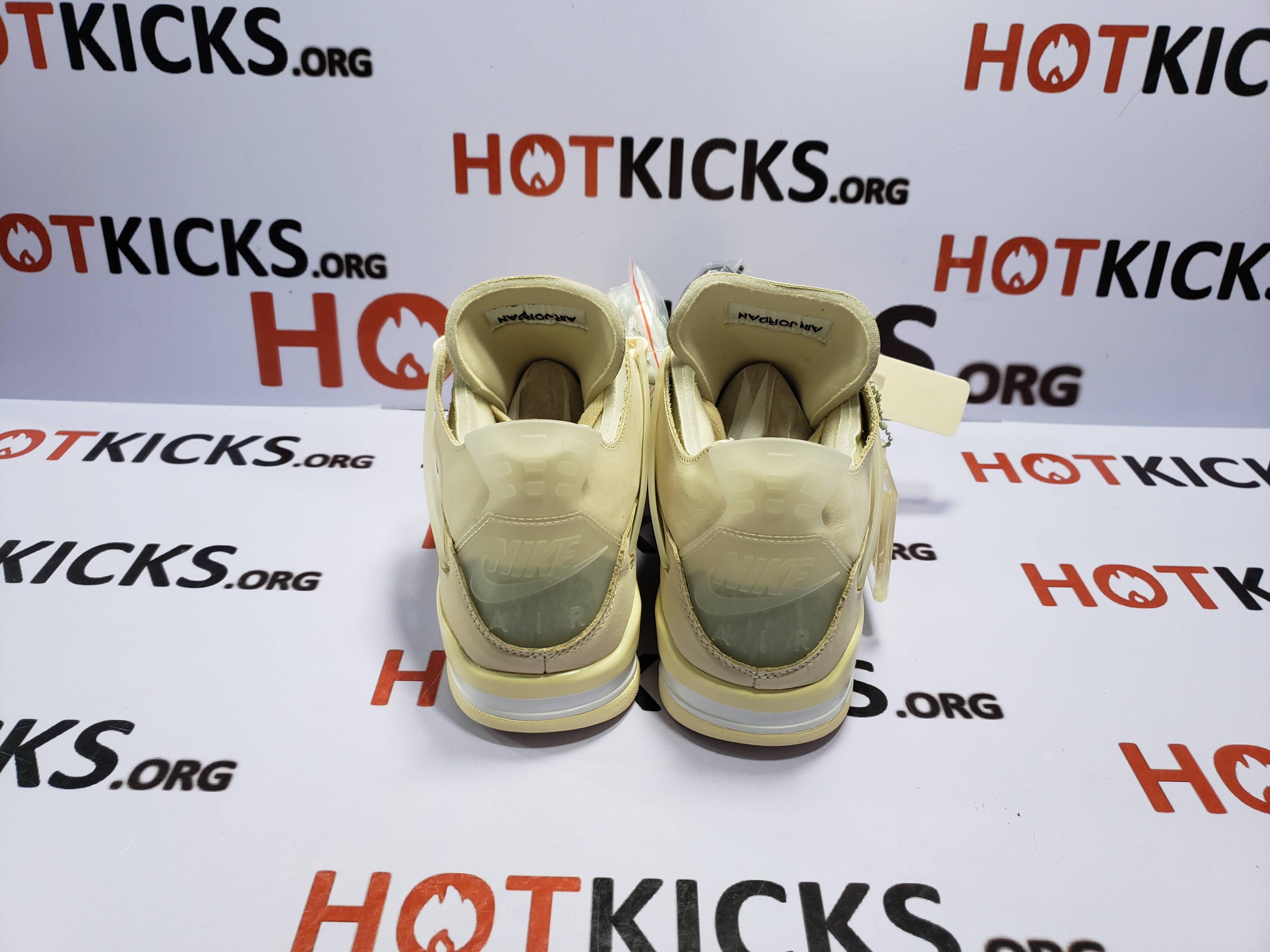 UNBOXING HOTKICKS LJR Air Force 1 Low Off-White MCA University