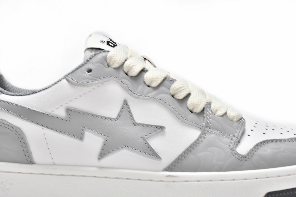 a bathing ape court sta light grey cream