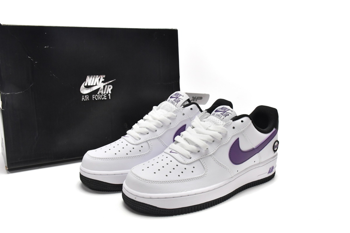 Stompin' – Hip Hop and the Nike Air Force 1