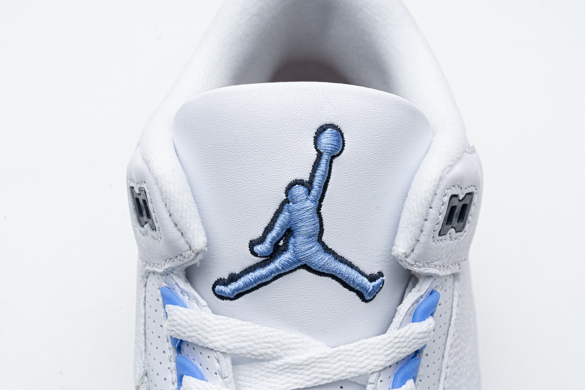 The inspiration of The jordan 1 retro high og game royal is from the