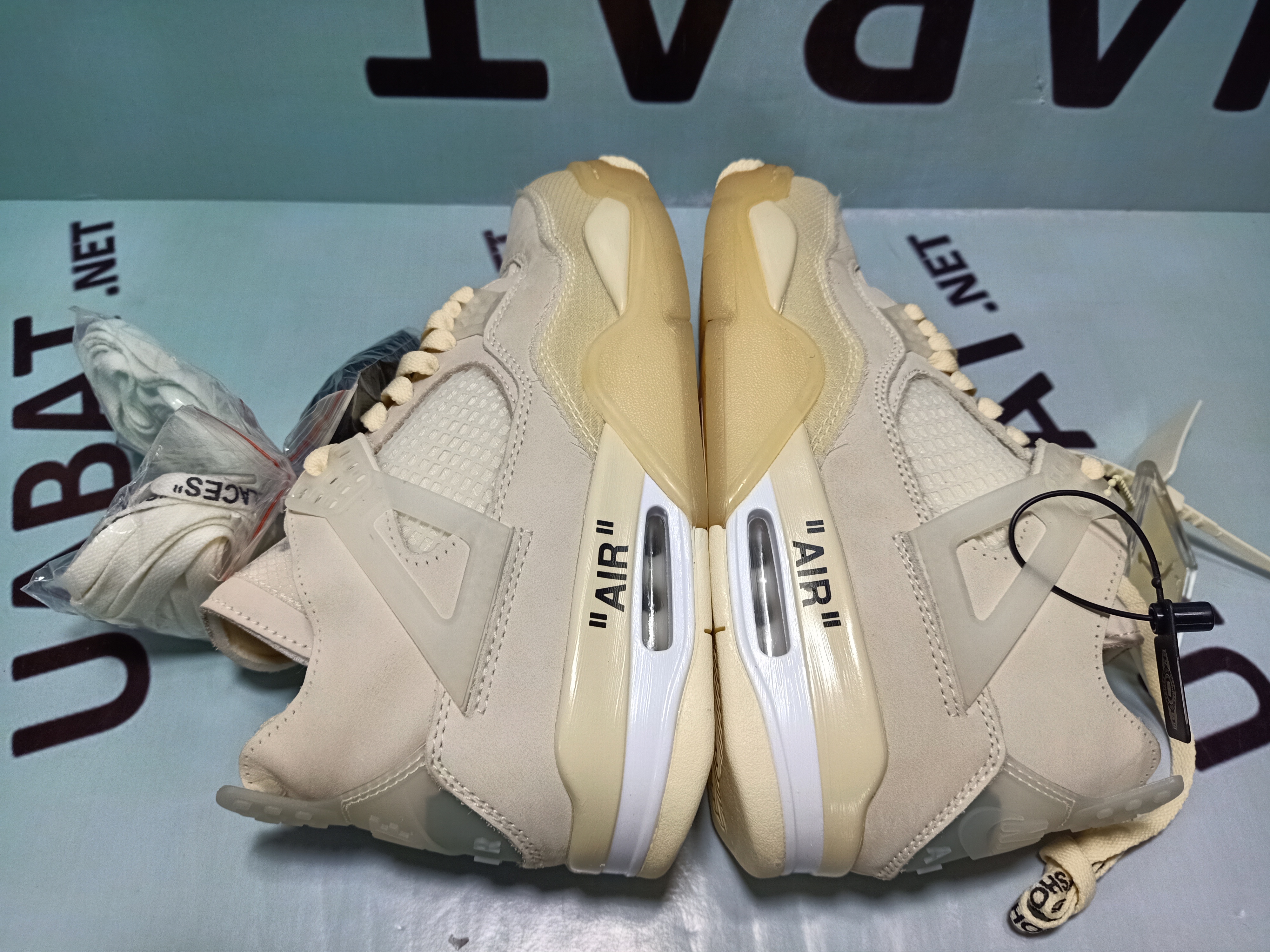 Off-White x Wmns Air Jordan 4 SP 'Sail' CV9388-100