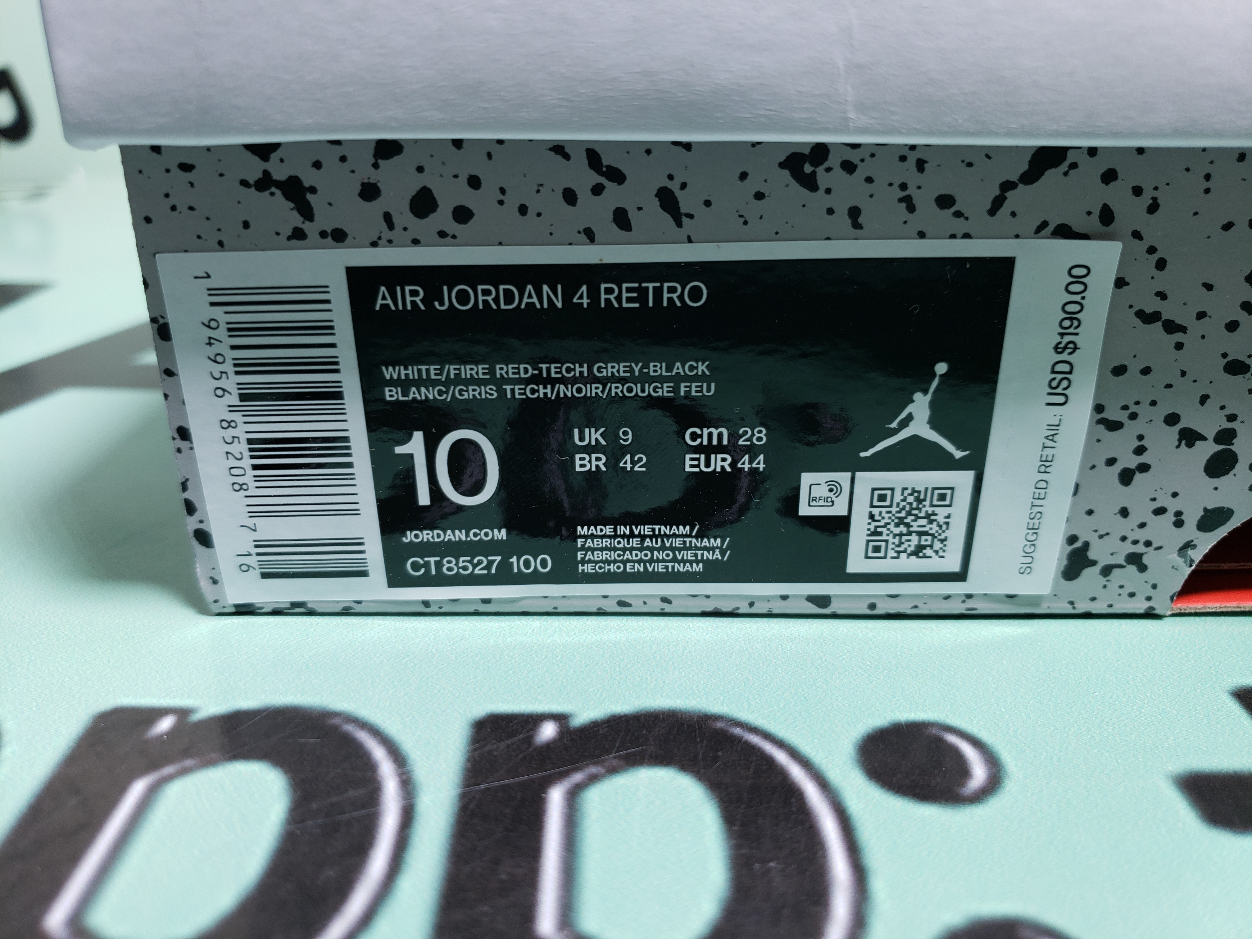 la marque au Jumpman nous proposera une toute nouvelle Air Jordan 1 High Zoom Black Green