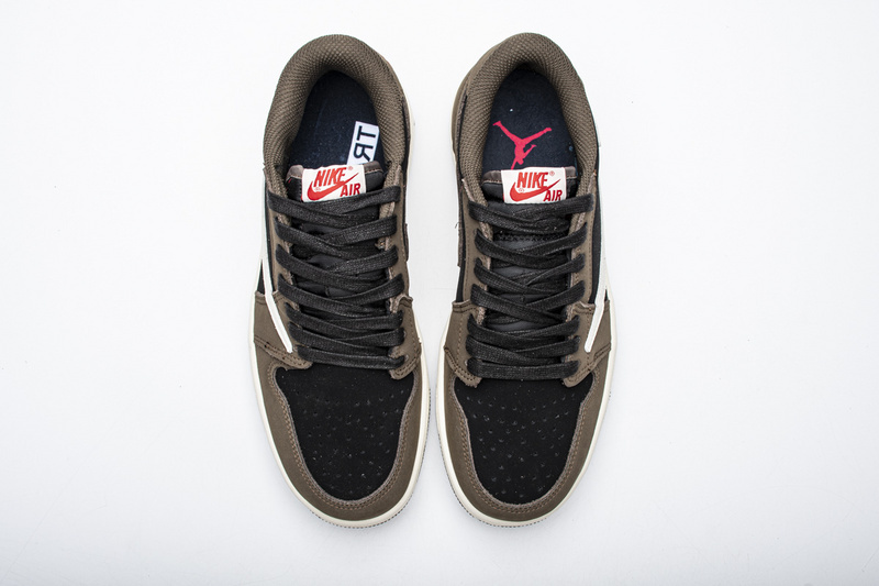 Secure the Travis Scott x Nike SB Dunk Low at StockX
