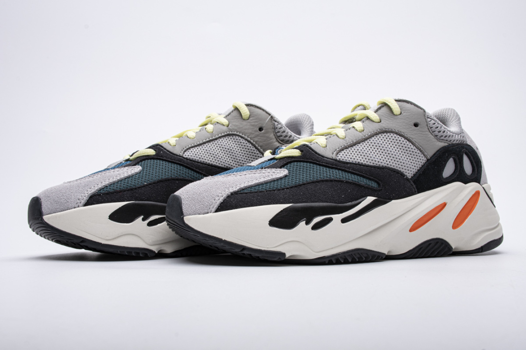 StockX Stockx Yeezy Boost 700 V1 StockX Sneaker