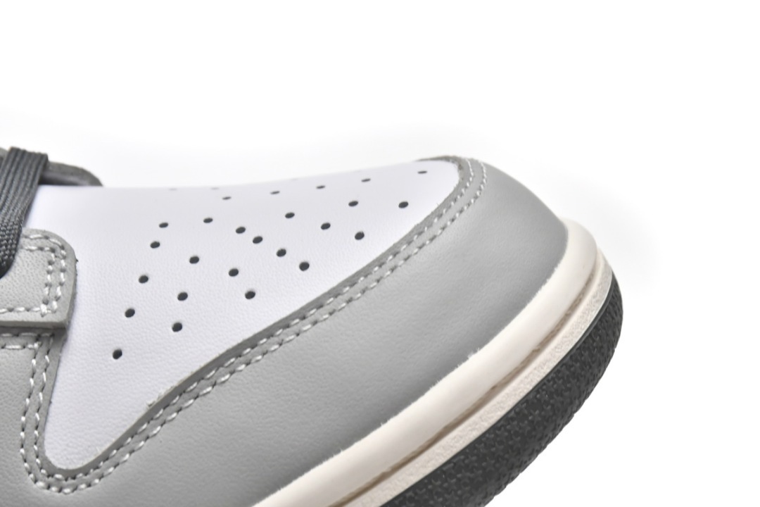 Stockx Nike Dunk Low Light Smoke Grey - StockX Sneaker