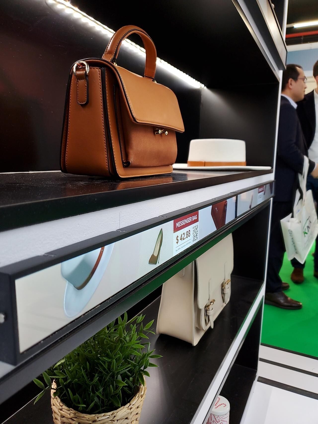 Supermarket Smart Shelf Android WIFI Shelf Edge LCD Screen Display