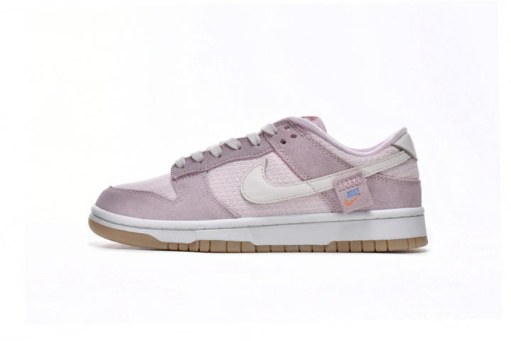 Latest Nike Dunk Low 