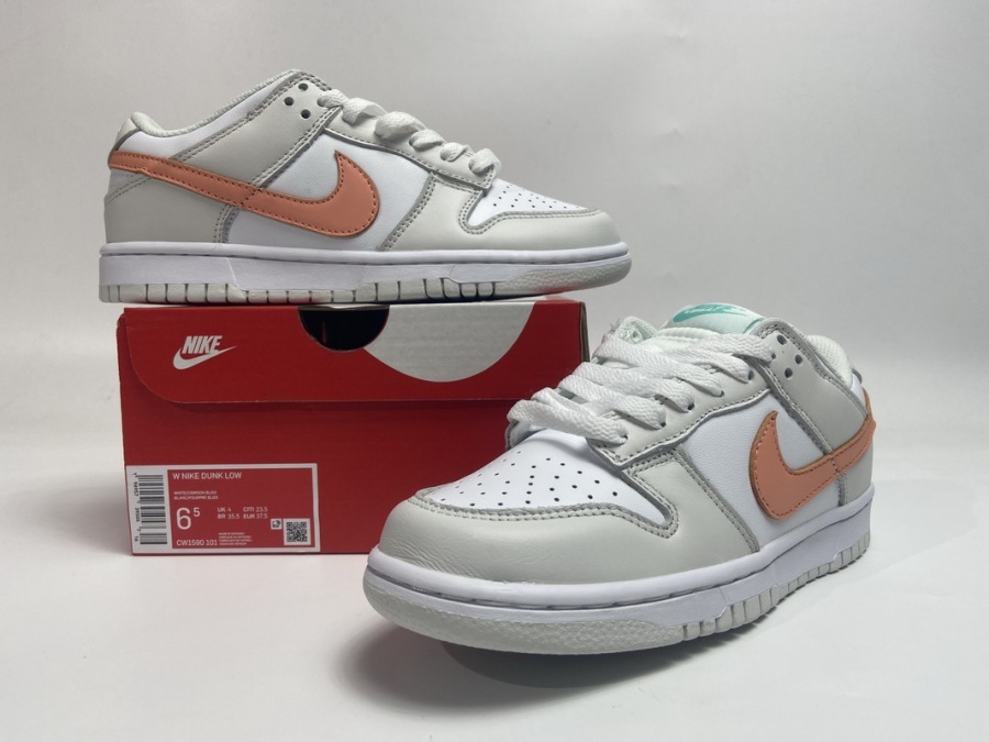 dunk low tropical