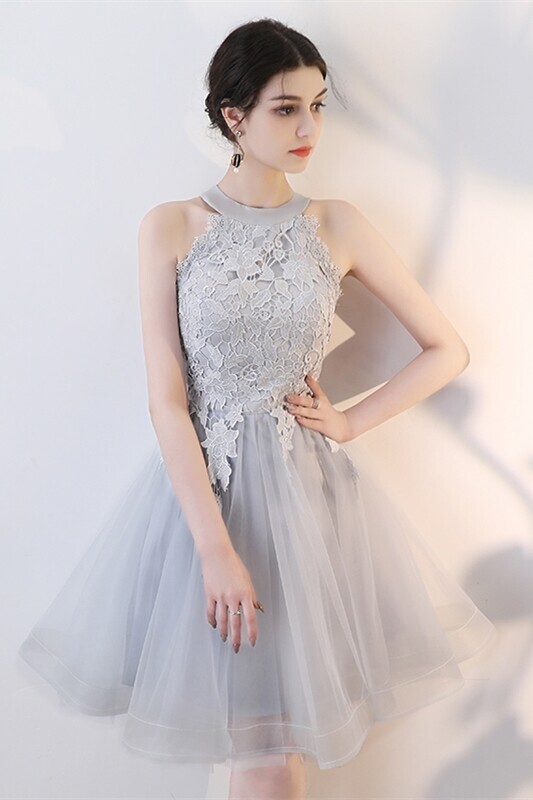 Grey Short A-line Tulle Party Dress with Lace Appliques 